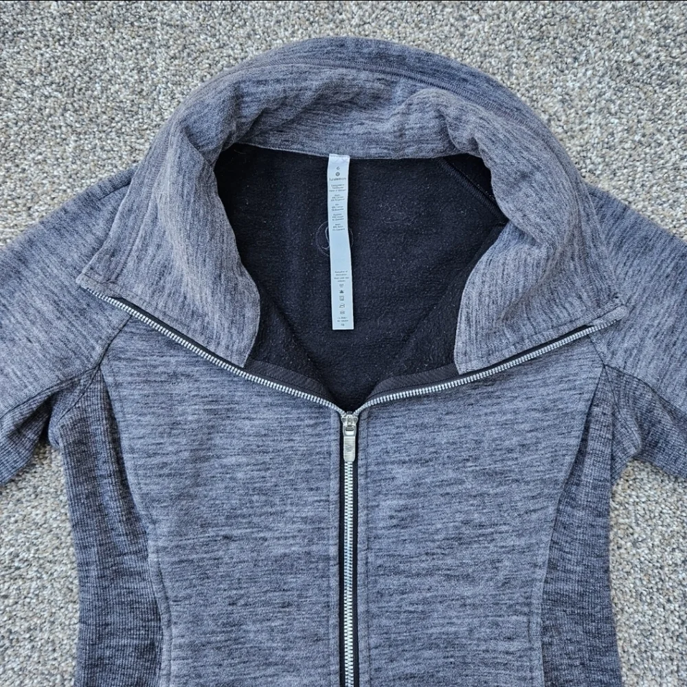 Lululemon Radiant Jacket II Heathered Core Dark Grey Full Zip Sweatshirt Size 6